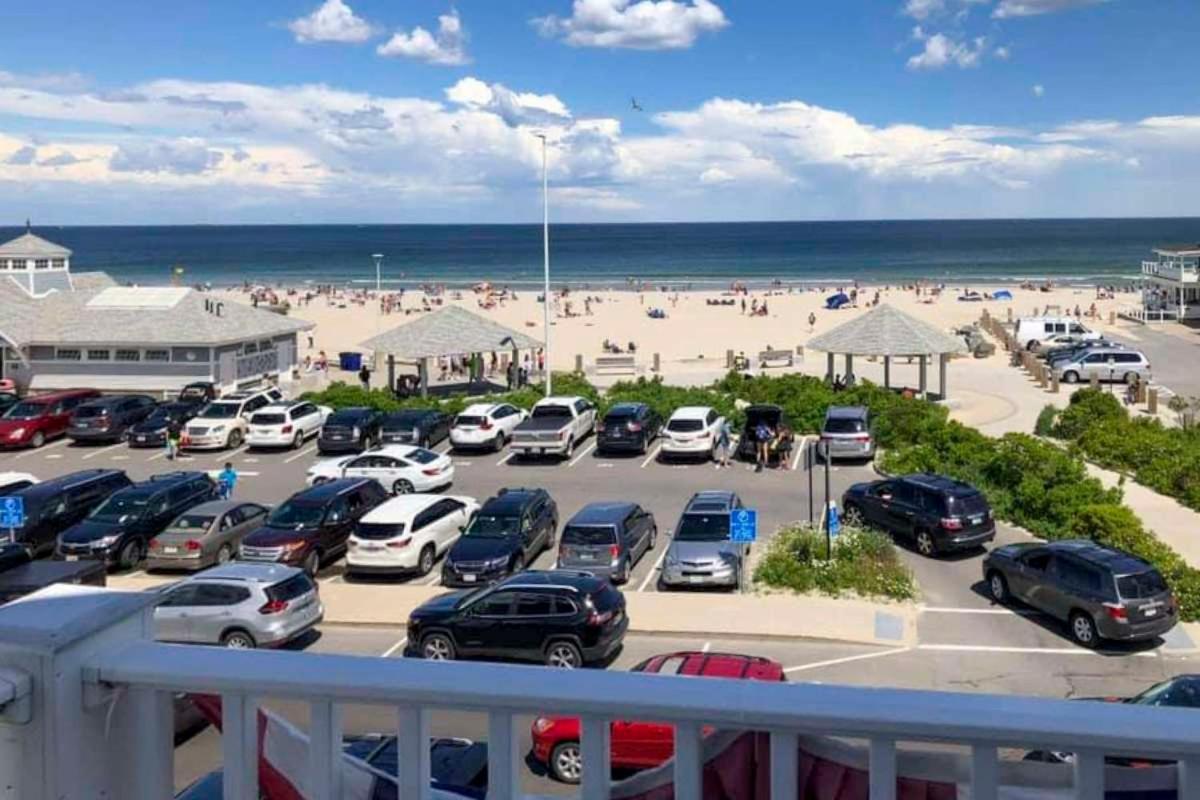 Water Views - Private Balcony - The Americana Hampton Exteriör bild
