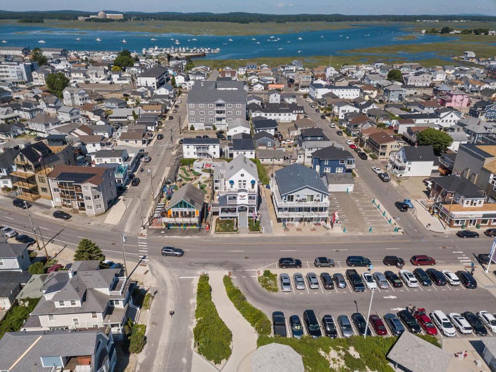 Water Views - Private Balcony - The Americana Hampton Exteriör bild