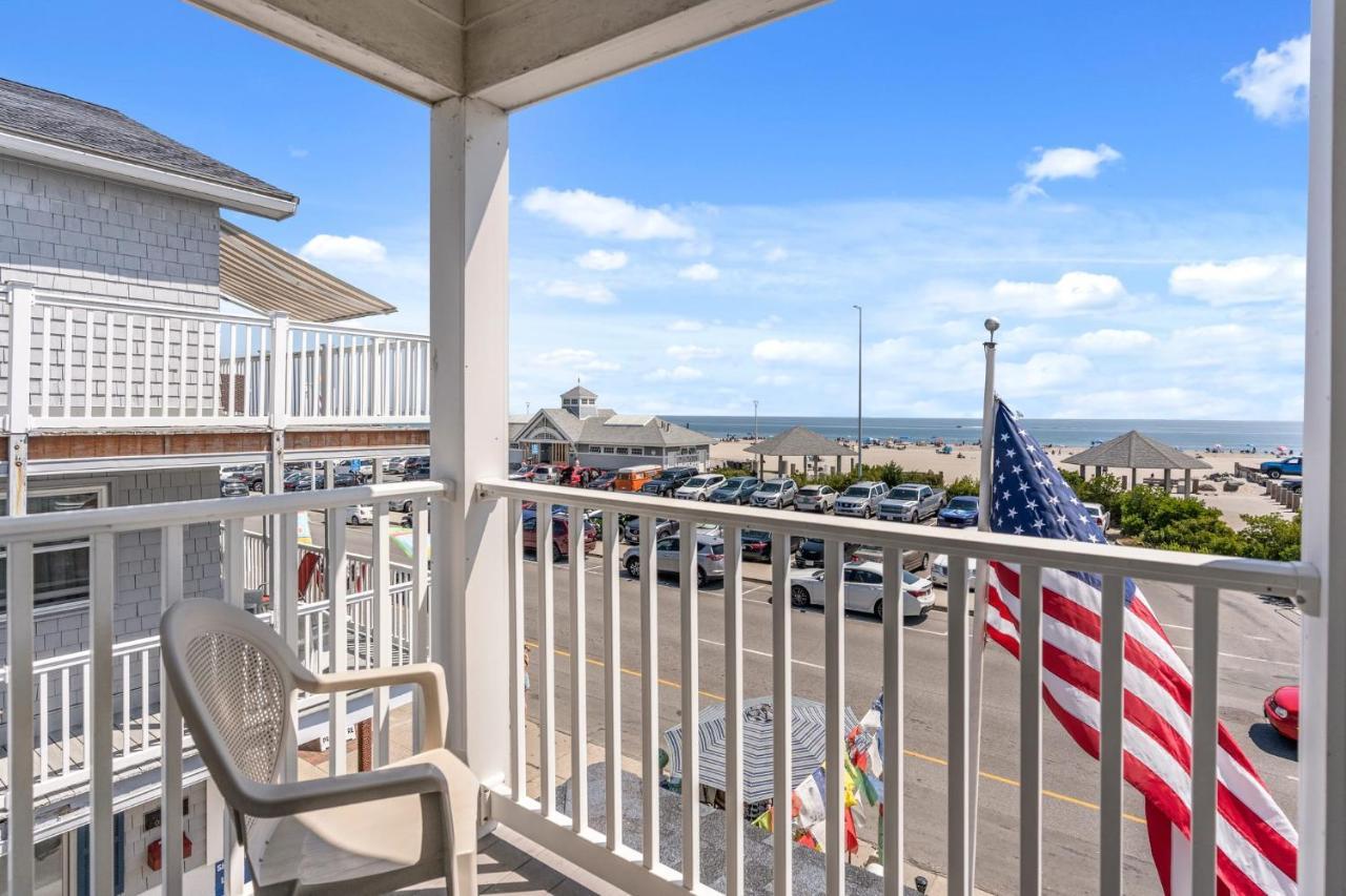 Water Views - Private Balcony - The Americana Hampton Exteriör bild